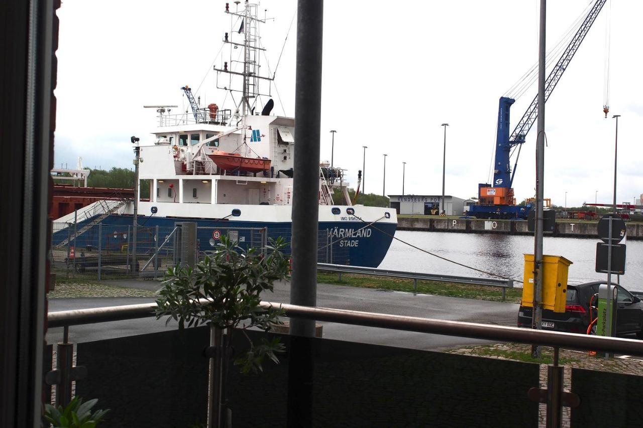 Ferienwohnung Atelier Achtung Ausblick! Rendsburg Exterior foto